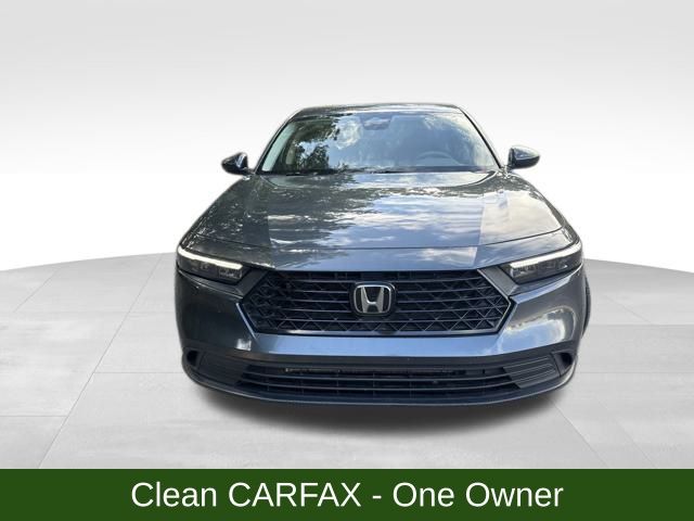 2023 Honda Accord LX photo 2