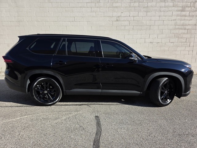 2025 Toyota Highlander Hybrid Limited photo 6