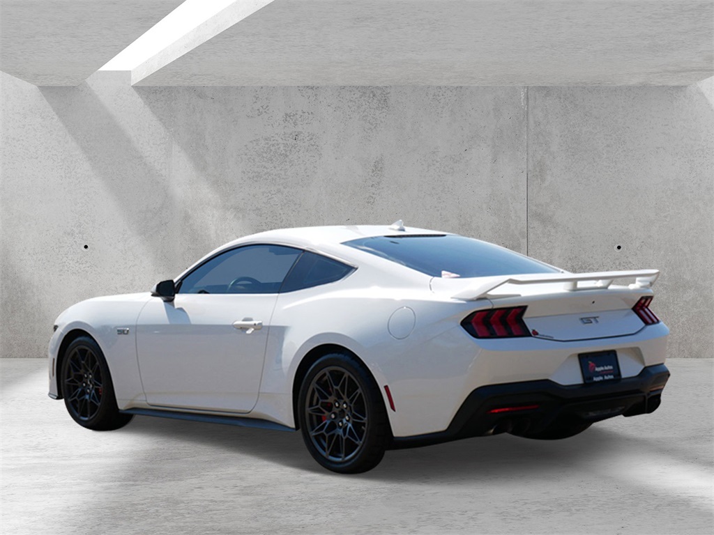 2024 Ford Mustang GT Premium photo 4