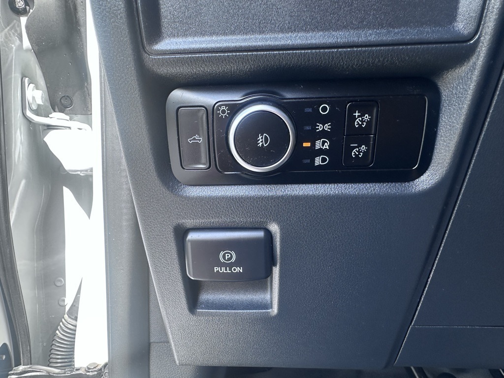 2023 Ford F-150 XL photo 5