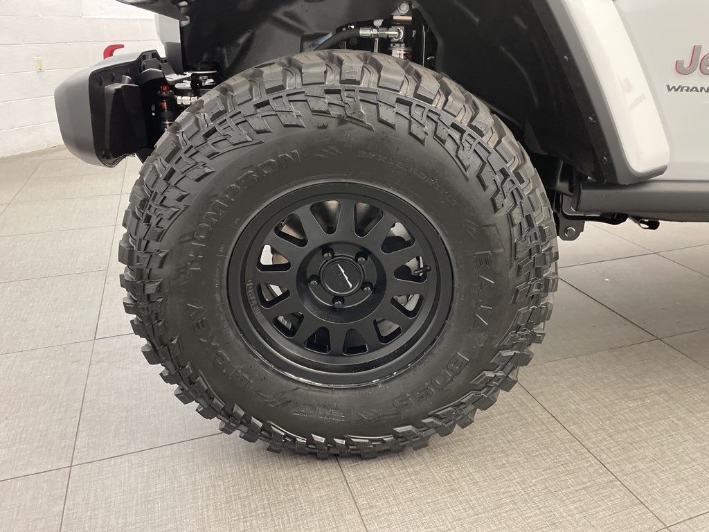 2025 Jeep Wrangler Rubicon photo 5