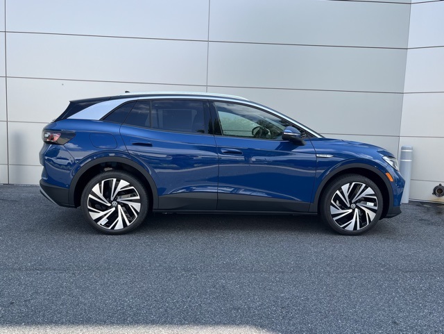 2025 Volkswagen ID.4 Pro Plus photo 22
