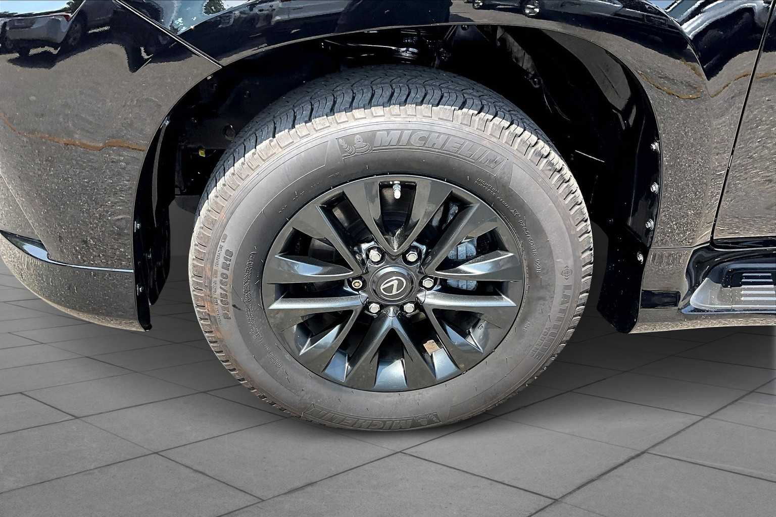 2022 Lexus GX 460 Premium photo 10