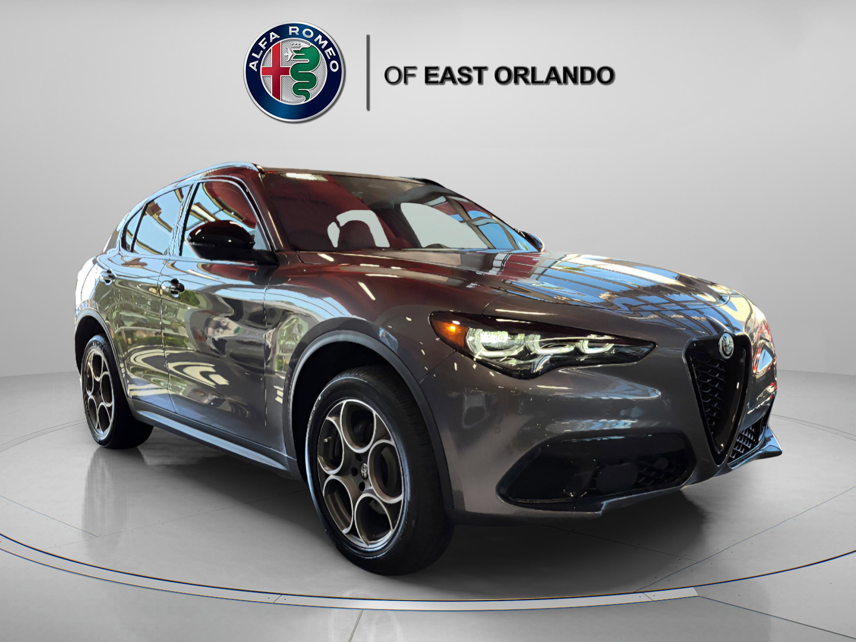2025 Alfa Romeo Stelvio