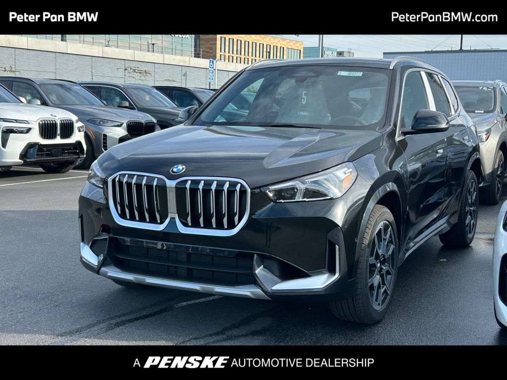 2026 BMW X1 28i's photo