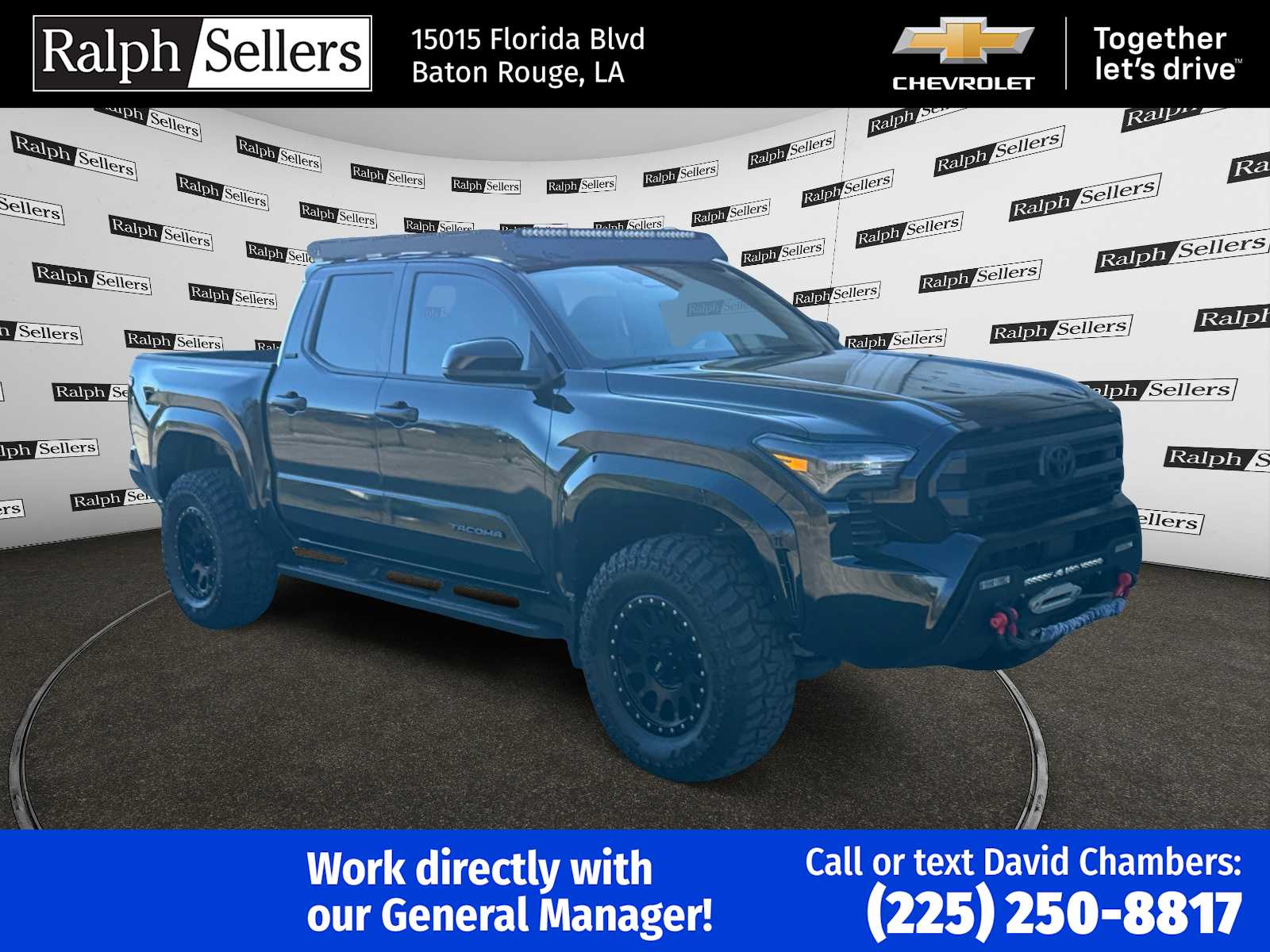 2024 Toyota Tacoma SR5's photo