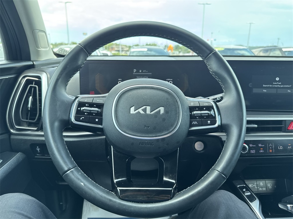 2025 Kia Sorento S photo 20