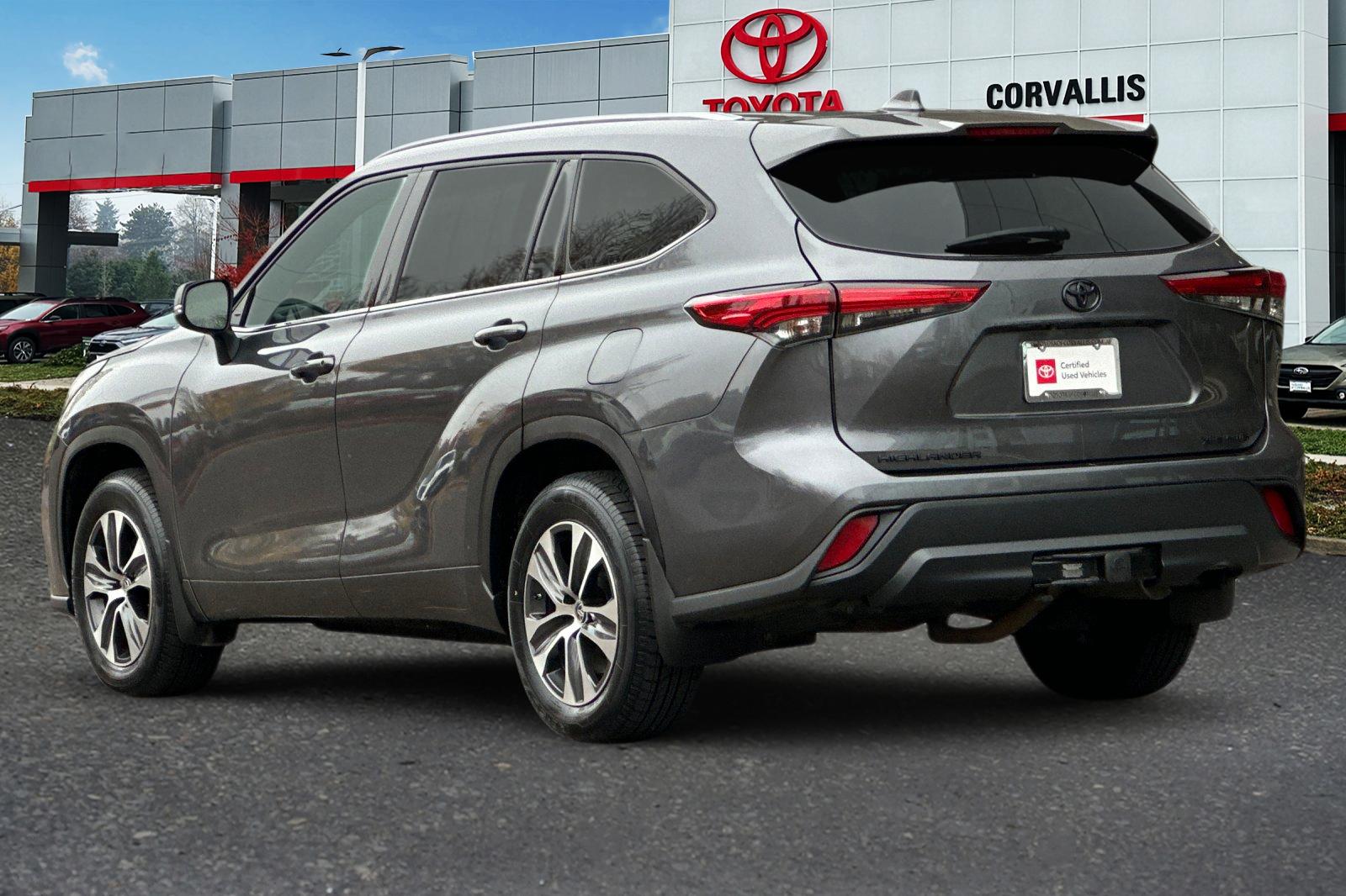 2020 Toyota Highlander XLE photo 4
