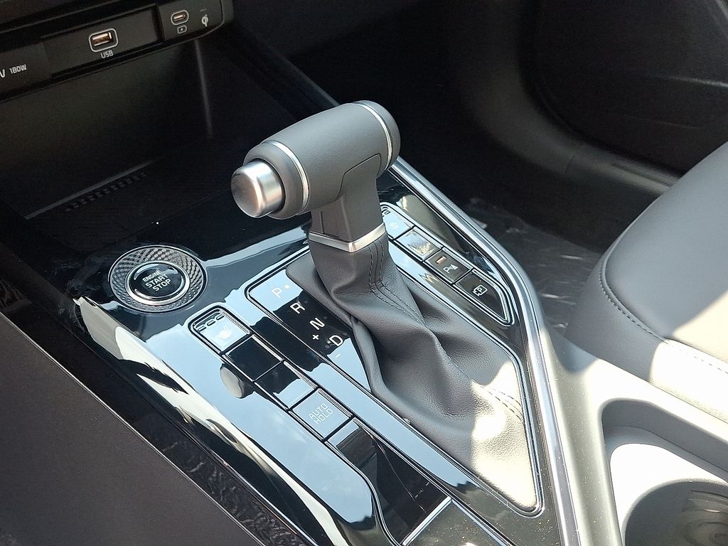 2025 Kia Niro EX photo 11