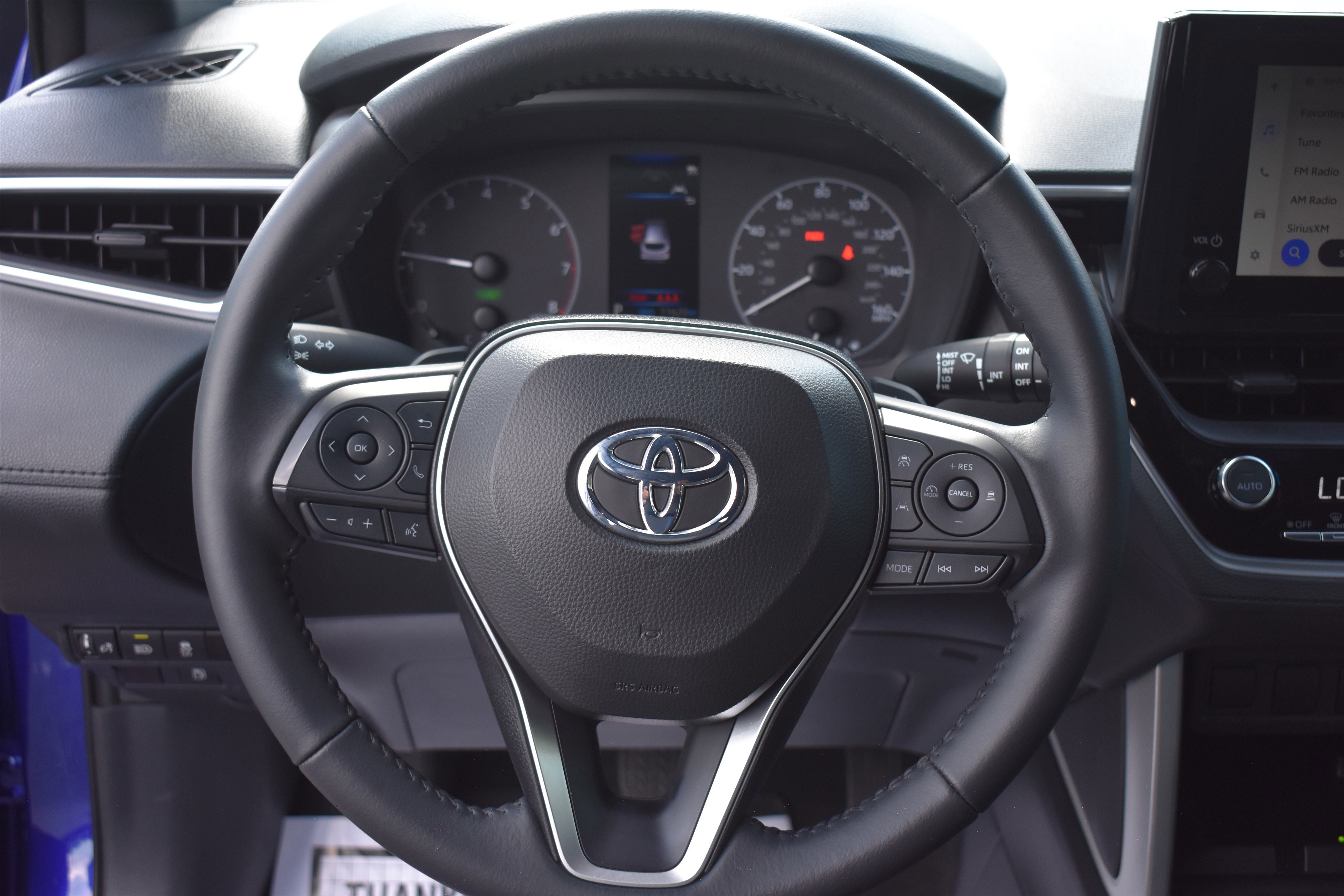 2024 Toyota Corolla Hybrid SE photo 6
