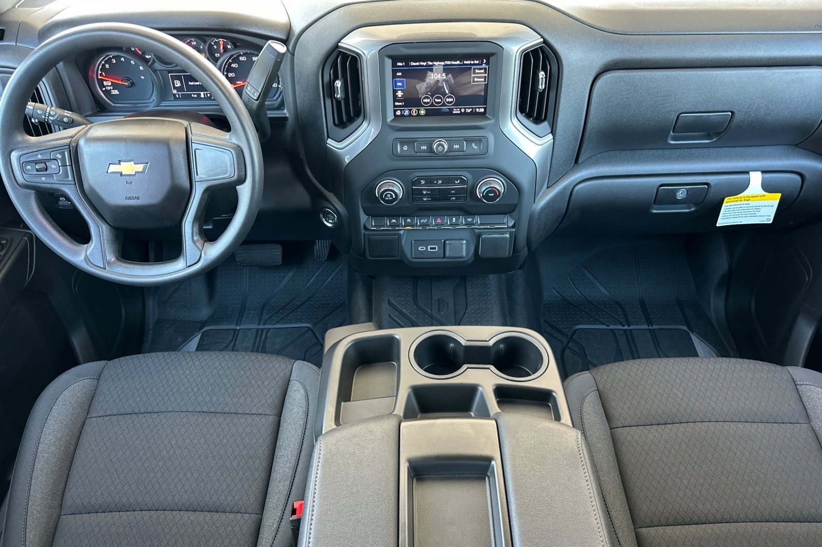 2025 Chevrolet Silverado 1500 Custom photo 13