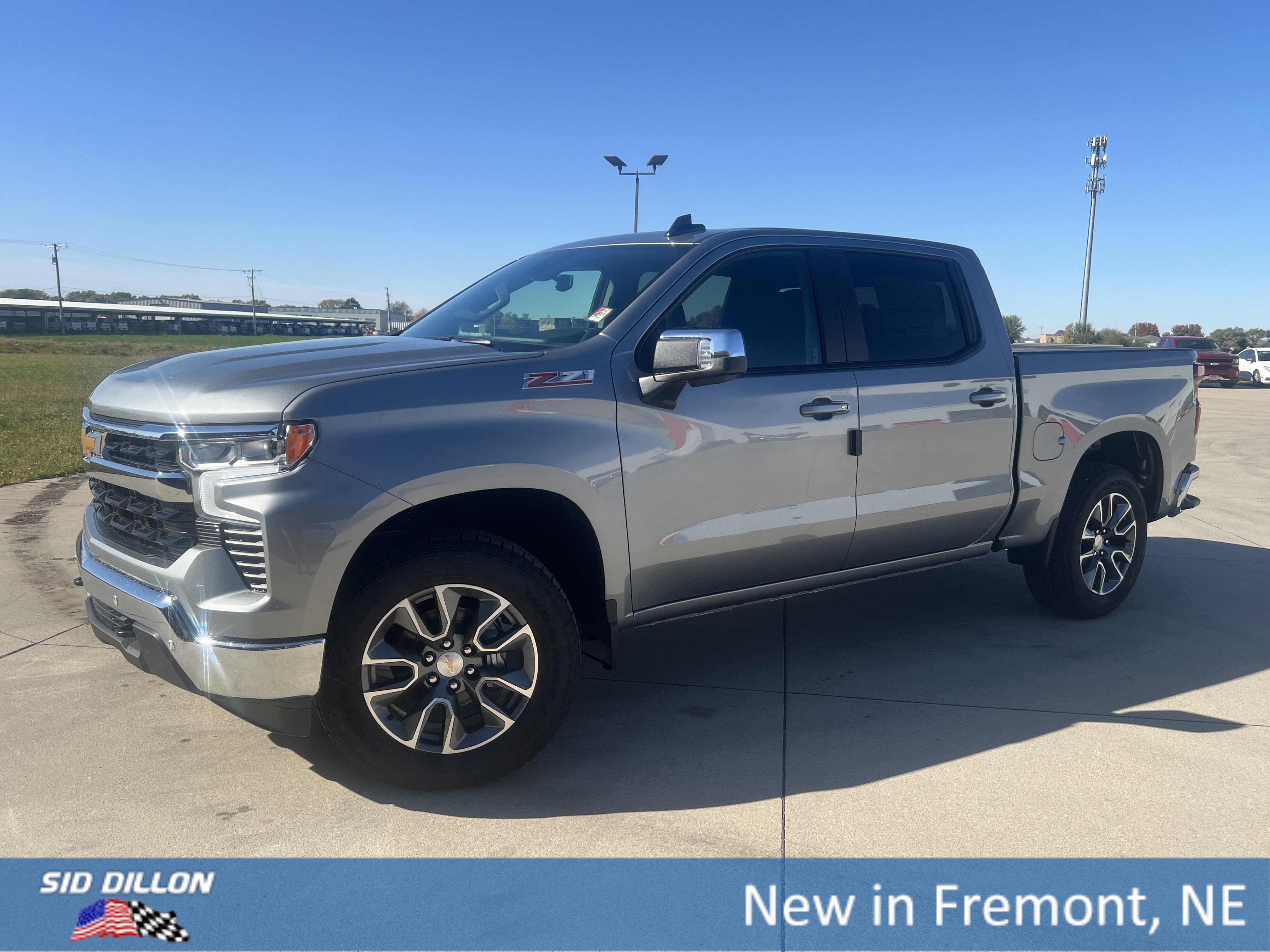 2026 Chevrolet Silverado 1500 LT's photo