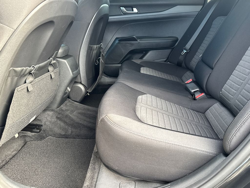 2025 Kia K5 LXS photo 19