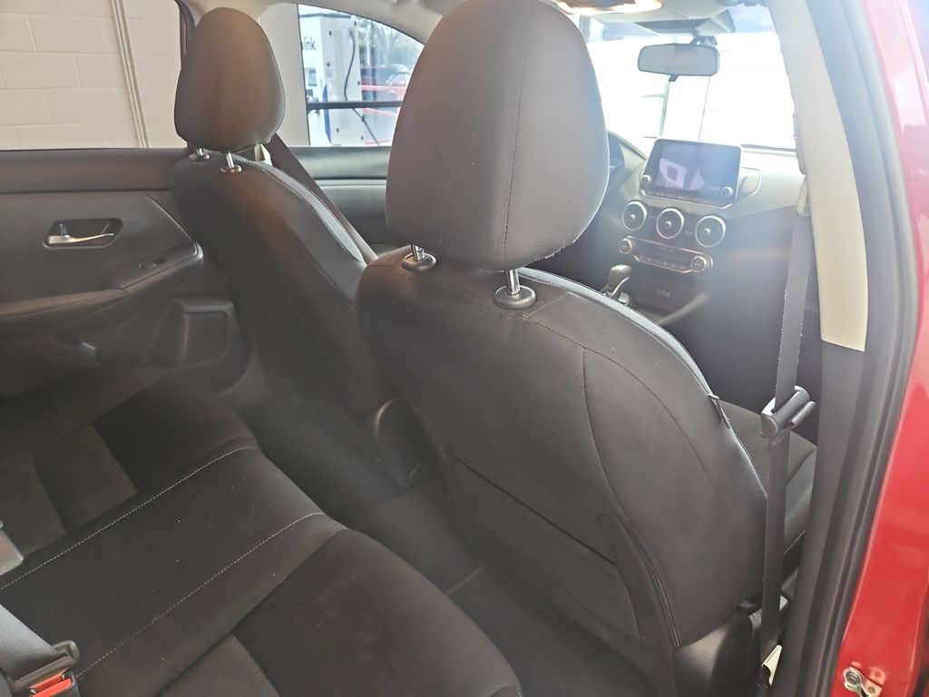 2023 Nissan Sentra SV photo 16