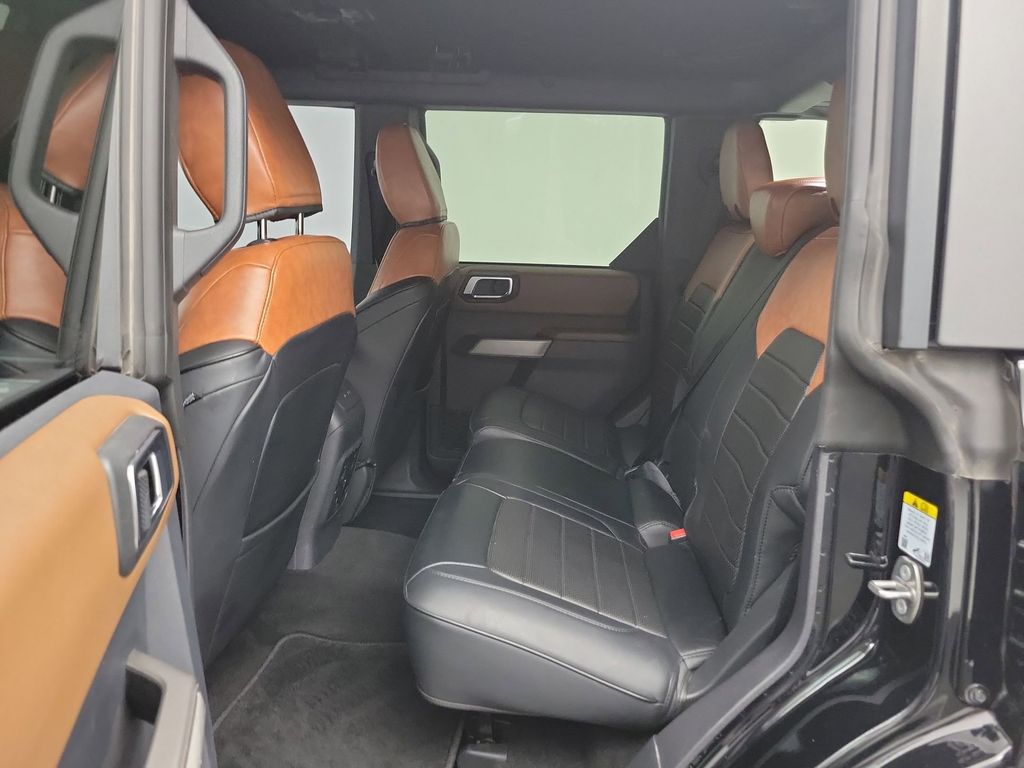2023 Ford Bronco Outer Banks photo 10