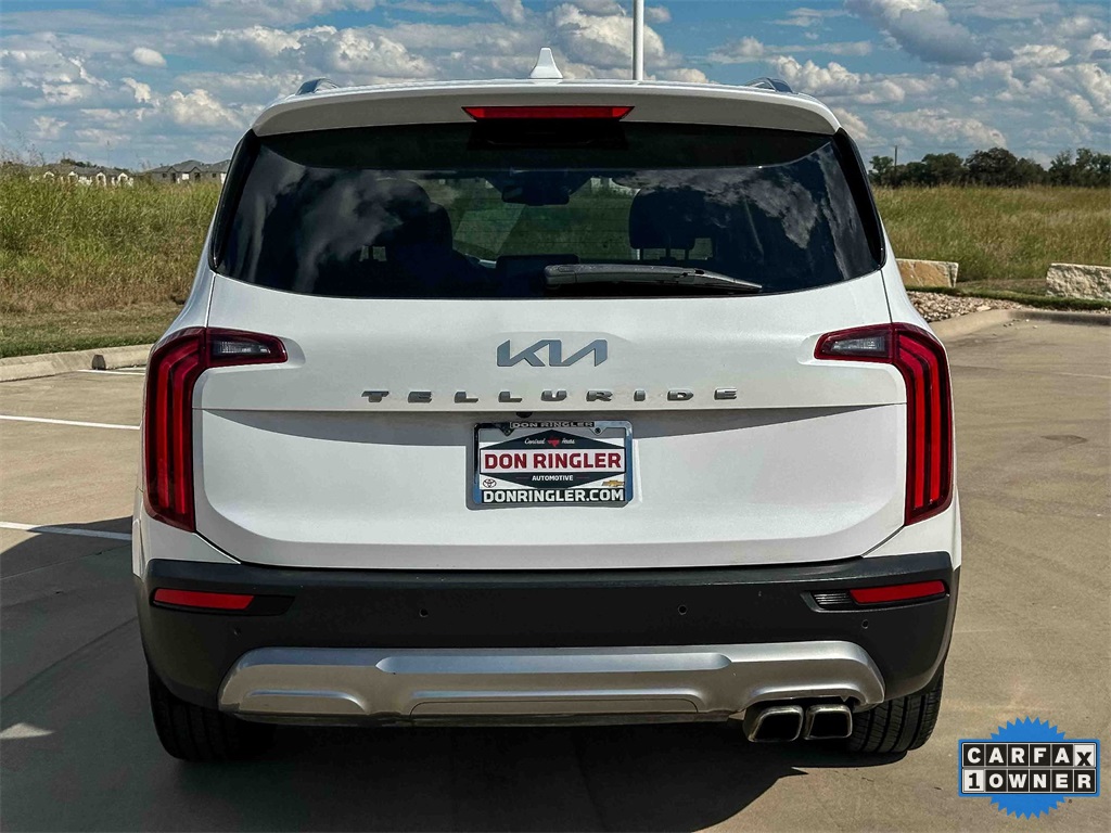 2022 Kia Telluride EX photo 3