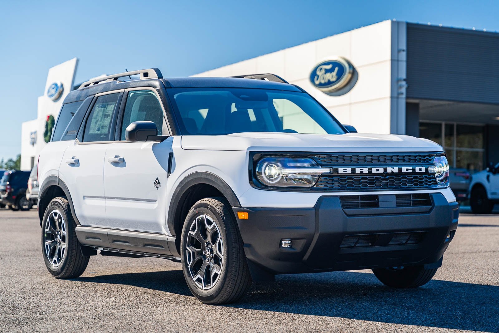 2025 Ford Bronco Sport Outer Banks's photo