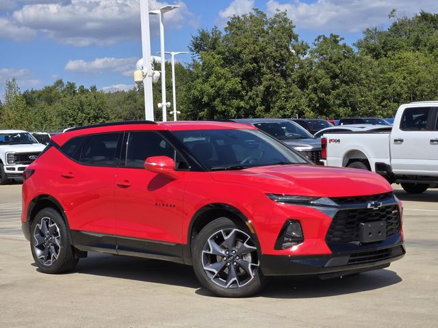 2019 Chevrolet Blazer RS photo 2