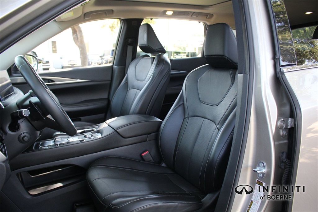 2023 Infiniti QX60 Luxe photo 10