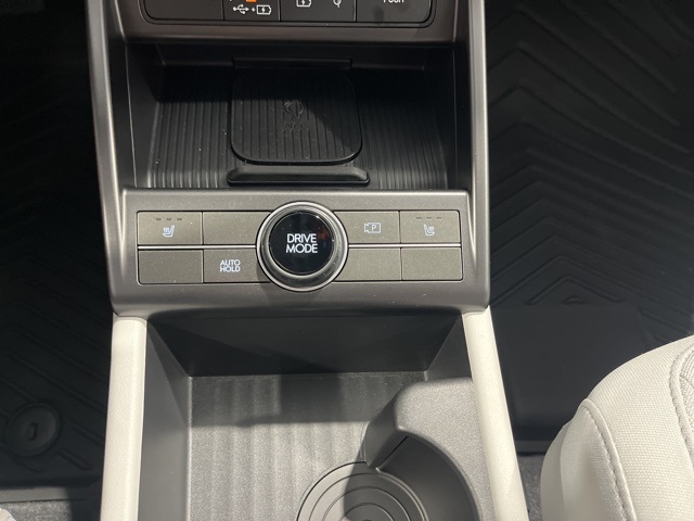 2025 Hyundai Kona SEL photo 23