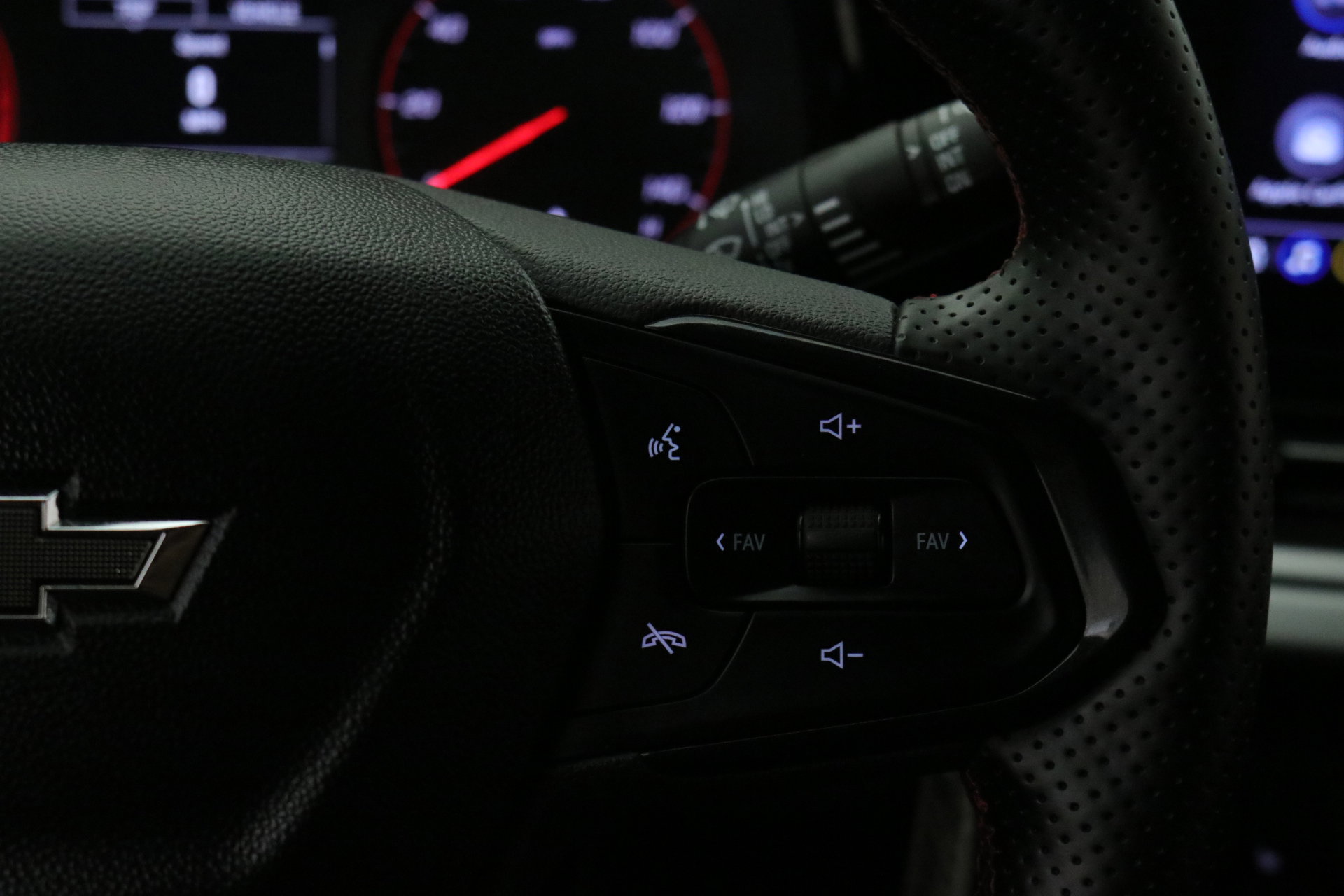 2024 Chevrolet Trax photo 14