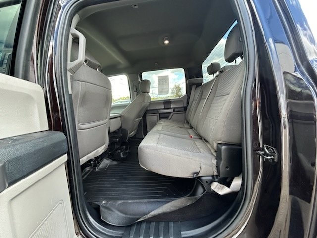 2019 Ford F-150 XLT photo 2