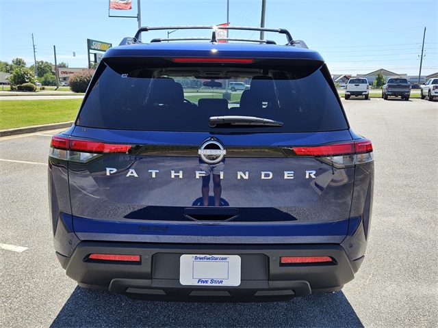 2025 Nissan Pathfinder SV photo 9