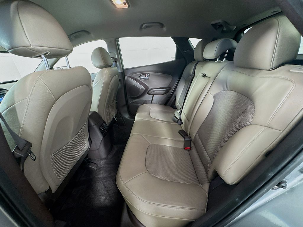 2014 Hyundai Tucson SE photo 26