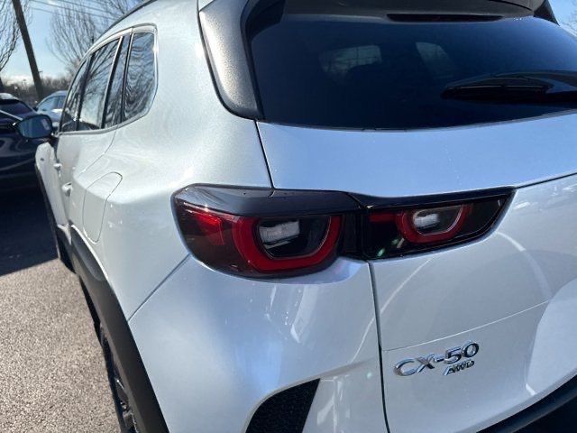 2025 Mazda CX-50 Premium photo 11