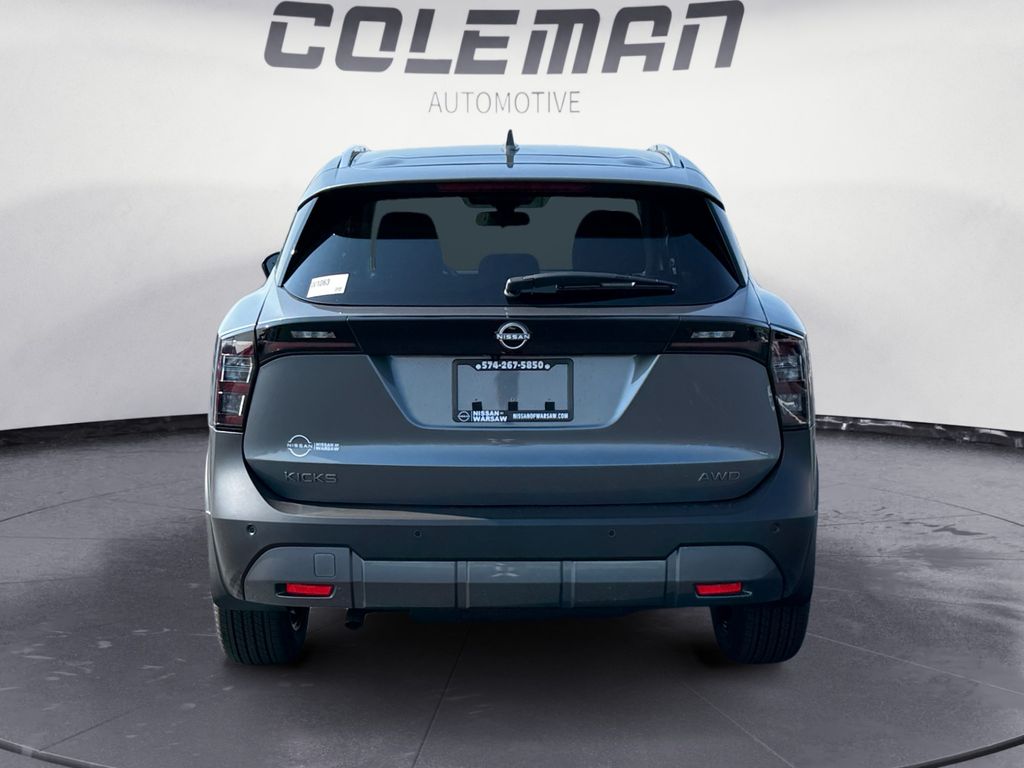 2025 Nissan Kicks SV photo 3