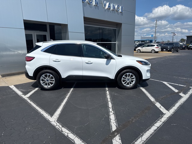 2022 Ford Escape SE photo 6