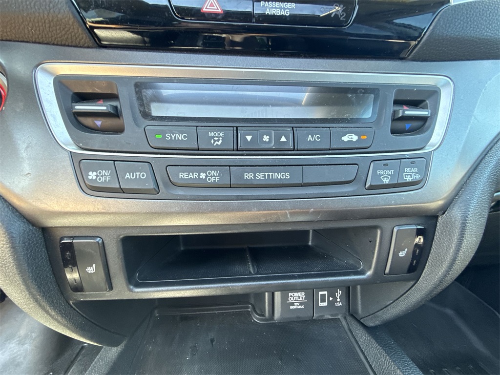 2020 Honda Ridgeline RTL photo 16