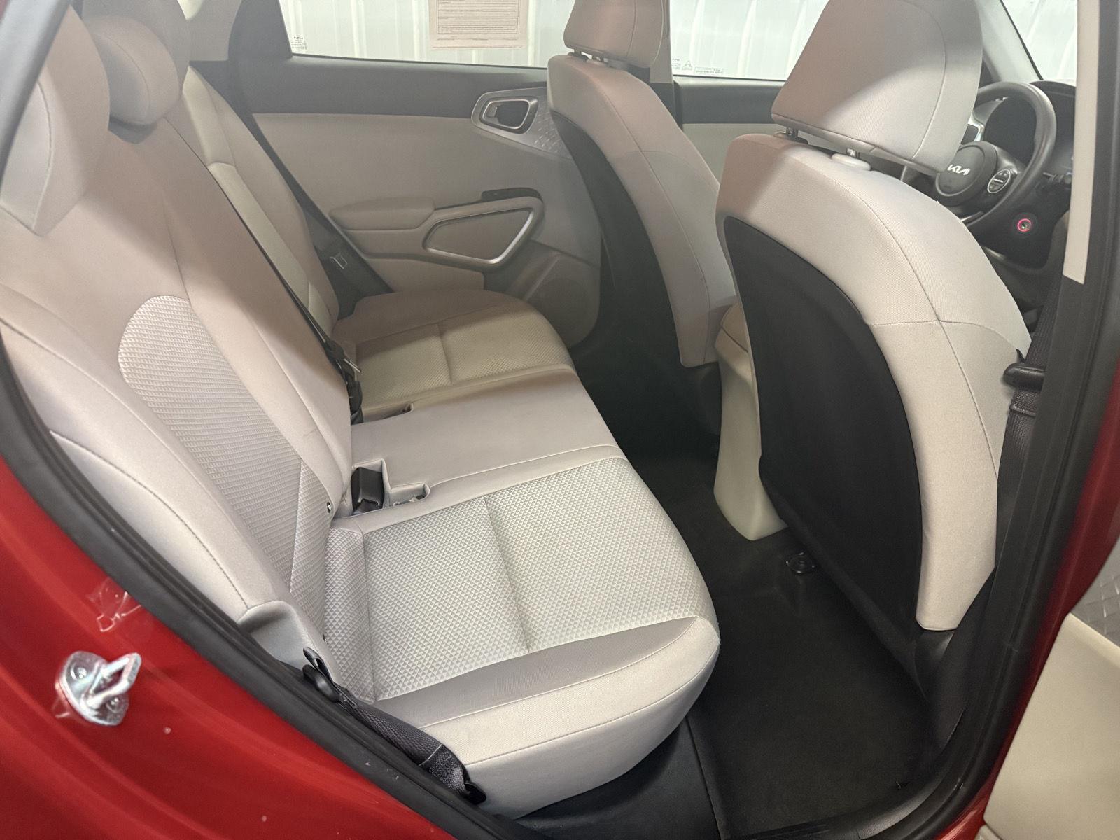 2023 Kia Soul LX photo 10