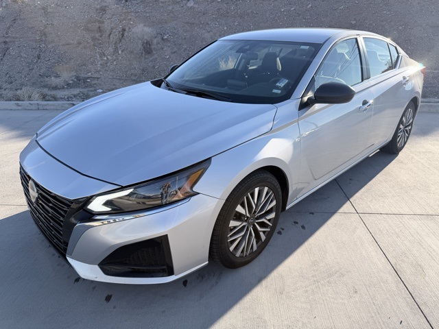 2024 Nissan Altima SV