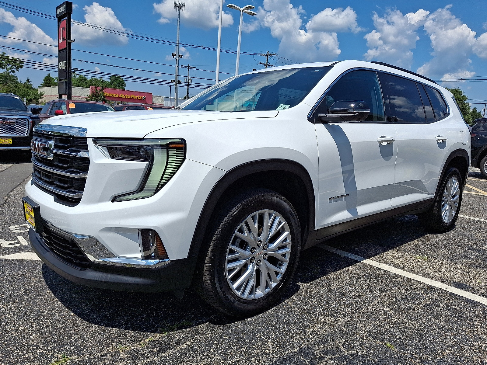 2025 Gmc Acadia Elevation photo 2