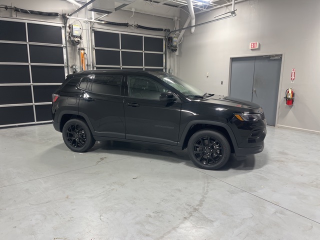 2026 Jeep Compass Altitude's photo