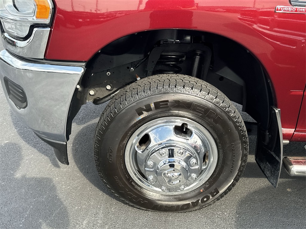 2024 Ram 3500 Tradesman photo 16