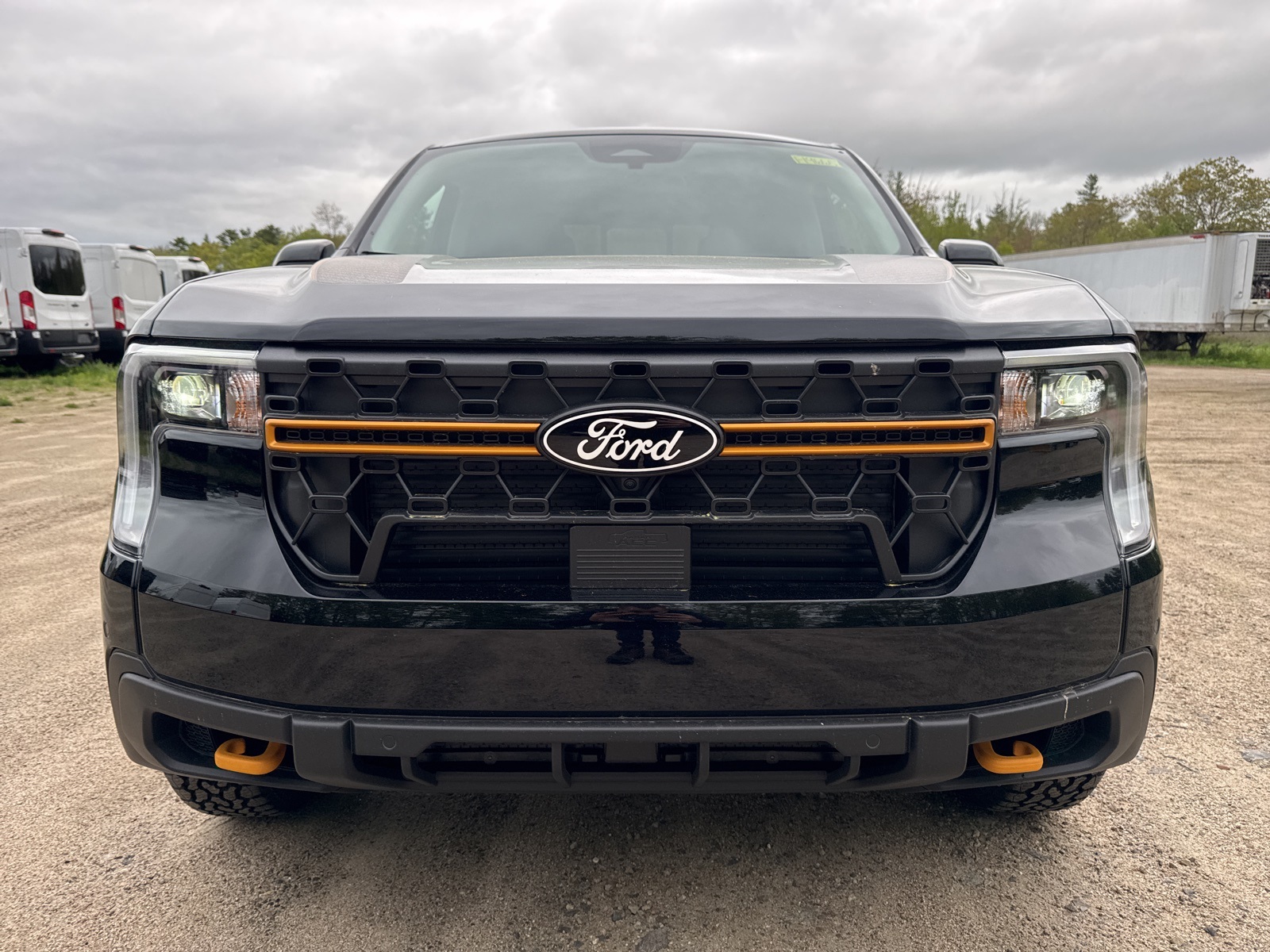 2025 Ford Maverick Tremor photo 2