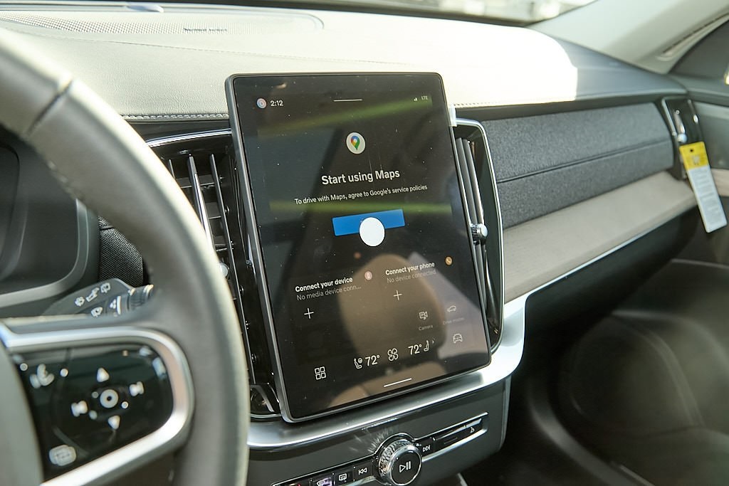 2026 VOLVO XC90 - Image 13