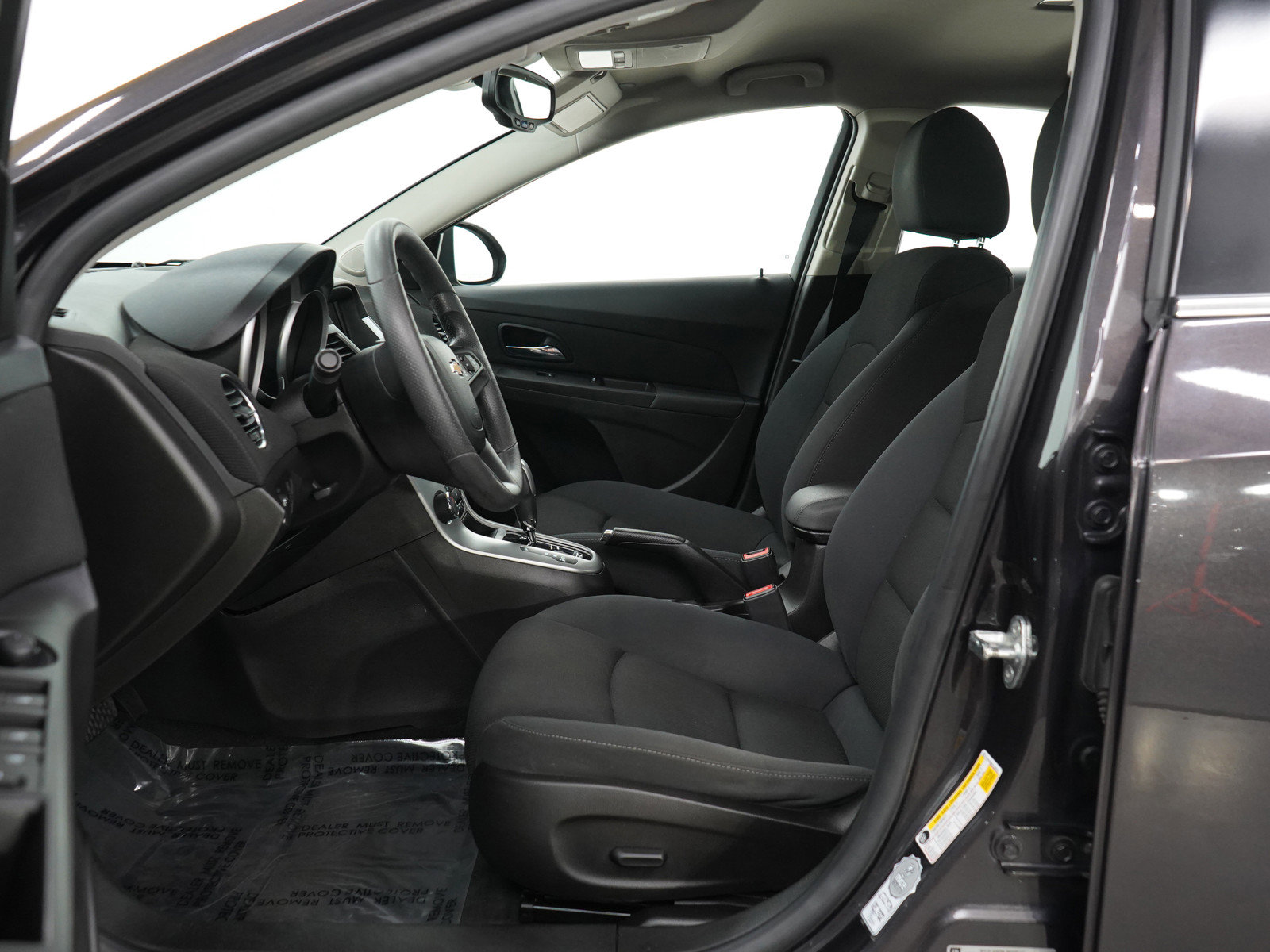 2016 Chevrolet Cruze LT photo 16
