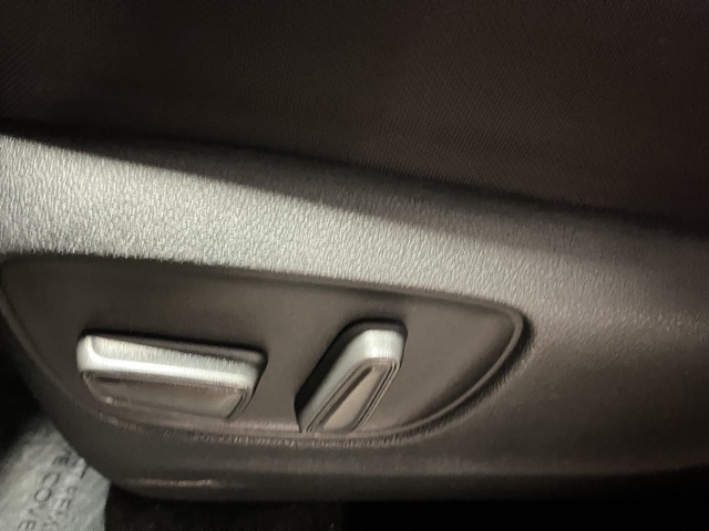 2024 Toyota Highlander LE photo 20