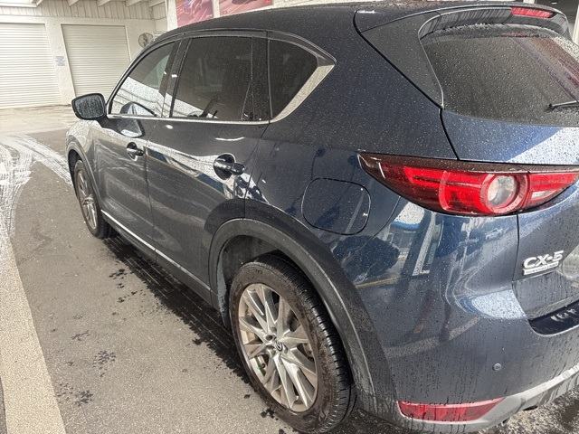 2021 Mazda CX-5 Signature photo 4