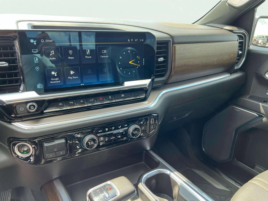 2022 Chevrolet Silverado 1500 High Country photo 9