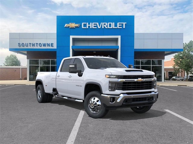 2026 Chevrolet Silverado 3500HD LT's photo