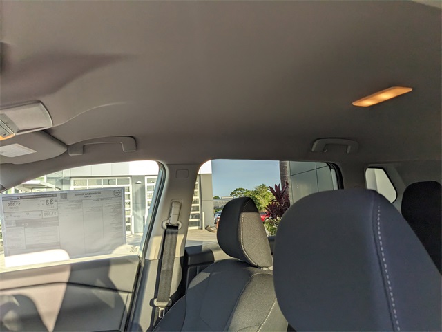 2025 Nissan Rogue S photo 15