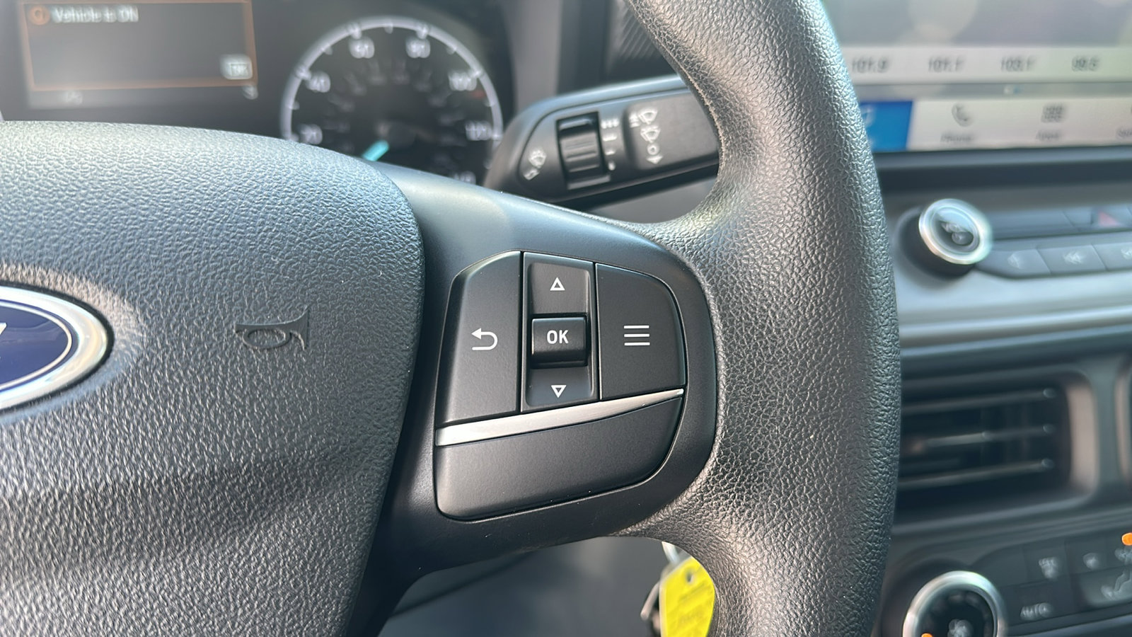 2022 Ford Maverick XL photo 10