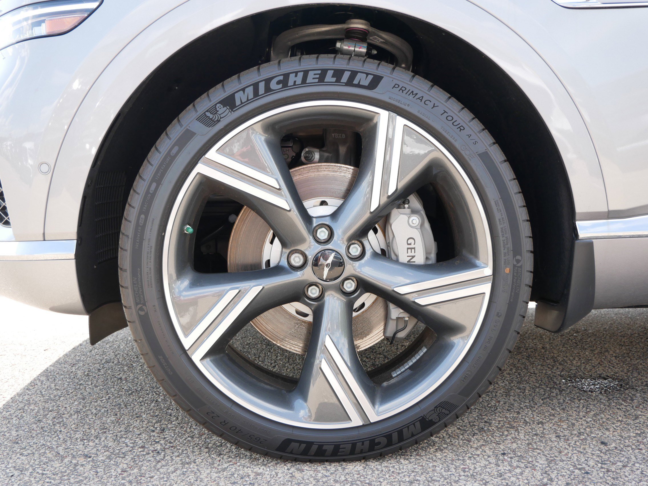 2025 Genesis GV80 3.5T Prestige AWD photo 2