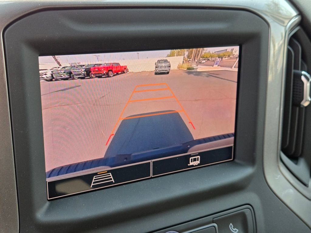 2025 Chevrolet Silverado 2500HD Custom photo 12