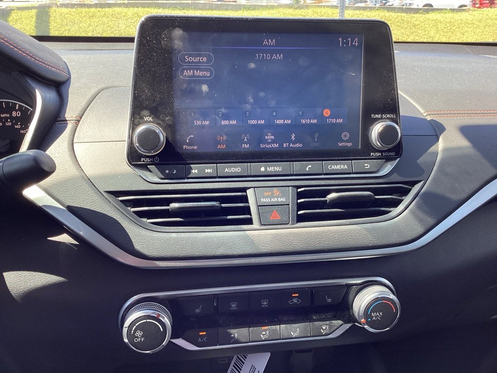 2022 Nissan Altima 2.5 SR photo 3