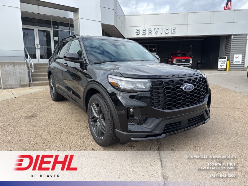 2026 Ford Explorer ST-LINE's photo